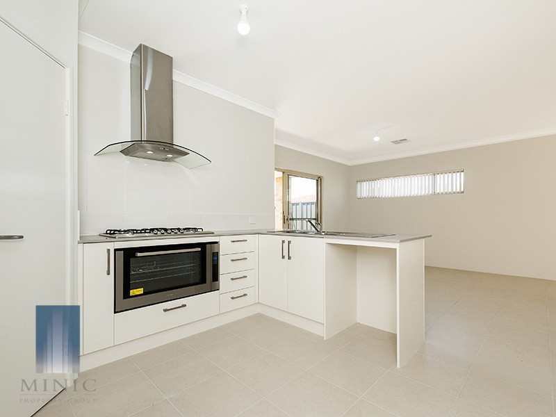 11A Stonehouse Crescent, Bentley WA 6102