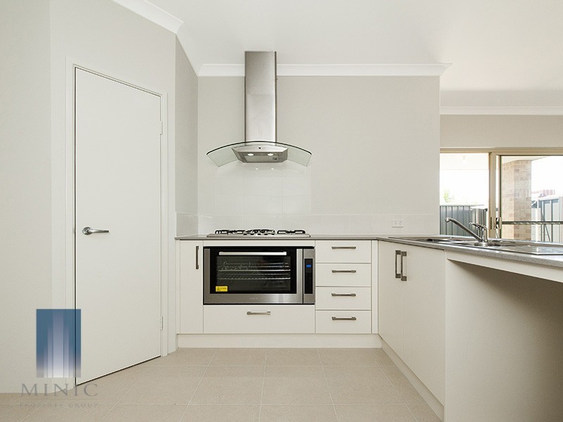 11A Stonehouse Crescent, Bentley WA 6102