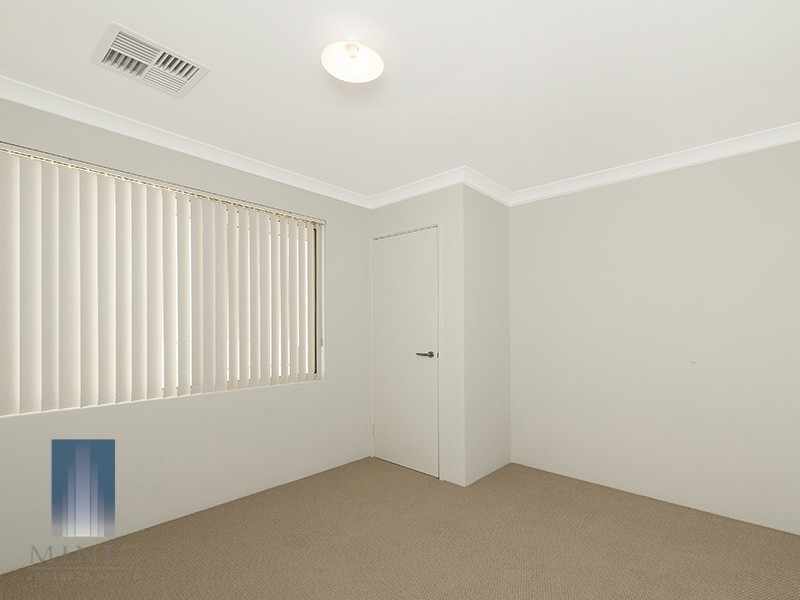 11A Stonehouse Crescent, Bentley WA 6102