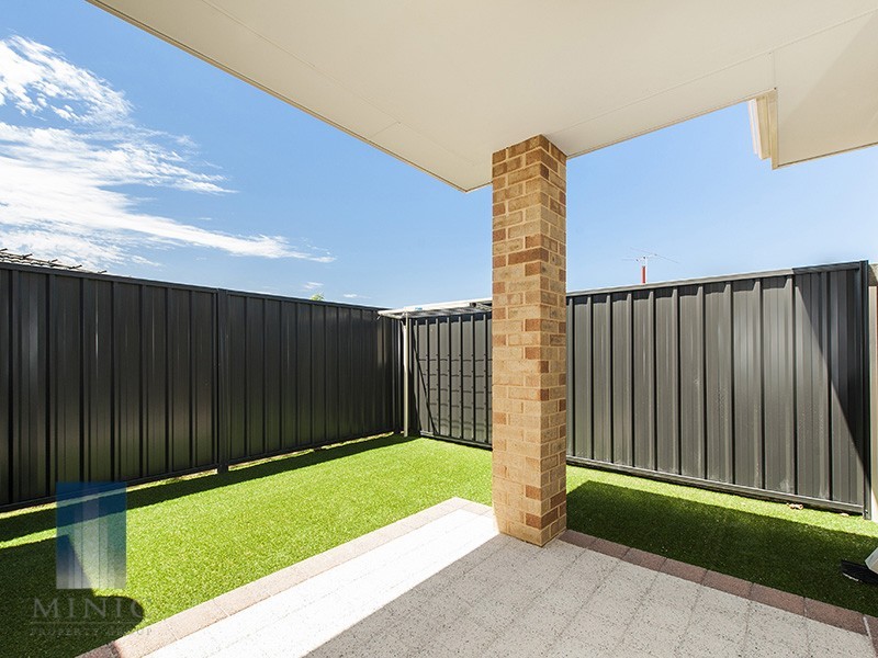 11A Stonehouse Crescent, Bentley WA 6102