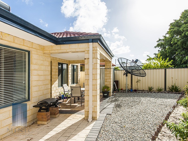 23B Vidler Street, Cloverdale WA 6105