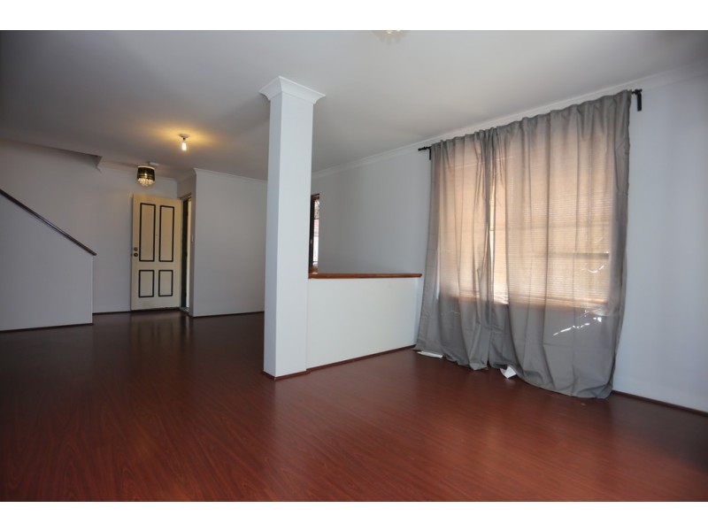 7/11 Gochean Ave, Bentley WA 6102