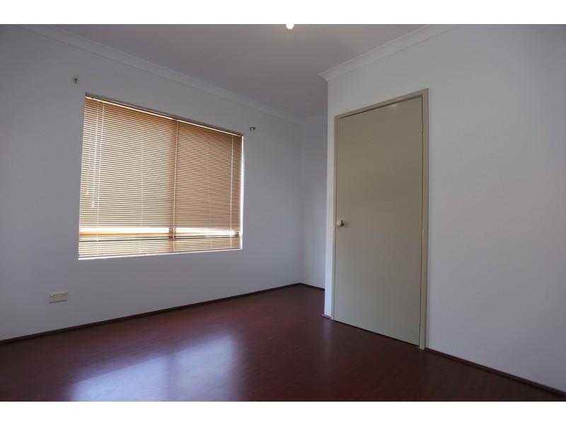 7/11 Gochean Ave, Bentley WA 6102