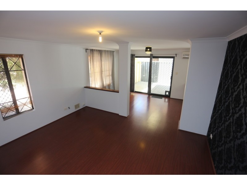 7/11 Gochean Ave, Bentley WA 6102