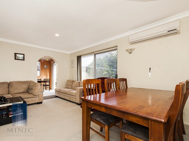 9 Abercairn Way, Parkwood WA 6147