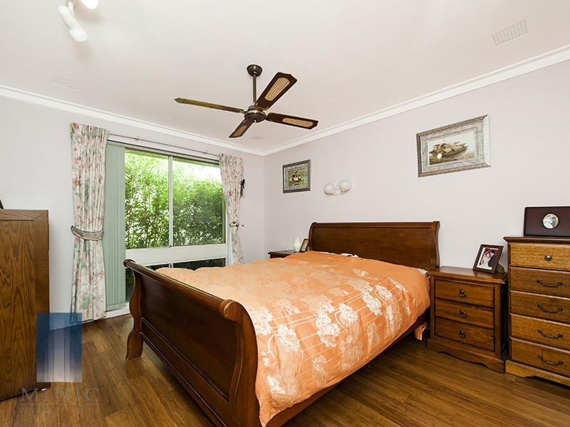 9 Abercairn Way, Parkwood WA 6147