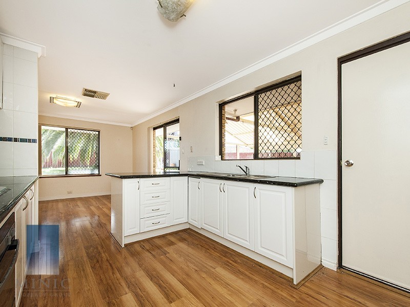 22 Mayo Court, Parkwood WA 6147