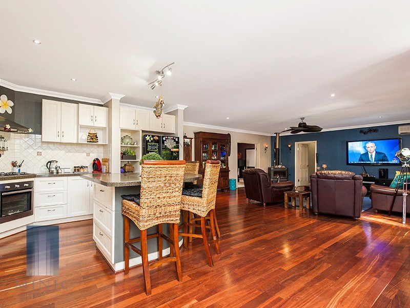 69 Diogenes Court, Baldivis WA 6171