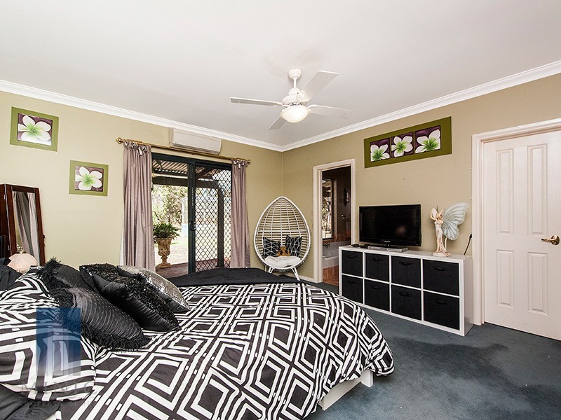 69 Diogenes Court, Baldivis WA 6171