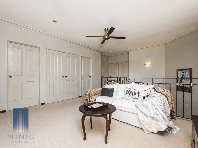 12 Linkwater Street, Shelley WA 6148