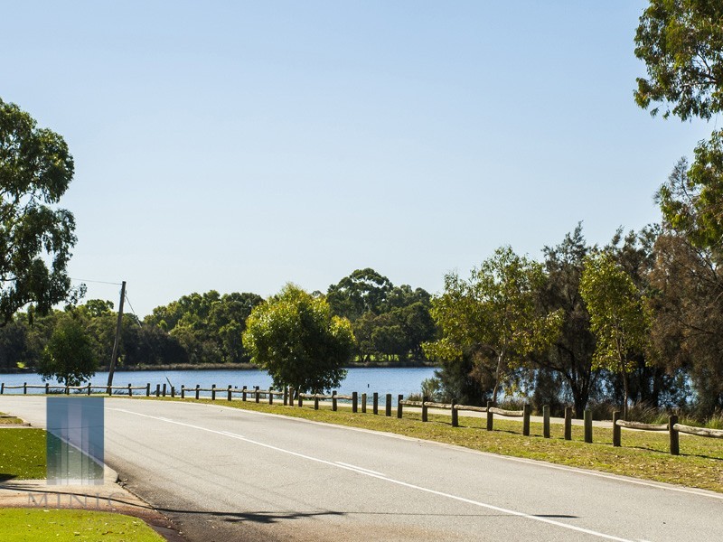 12 Linkwater Street, Shelley WA 6148