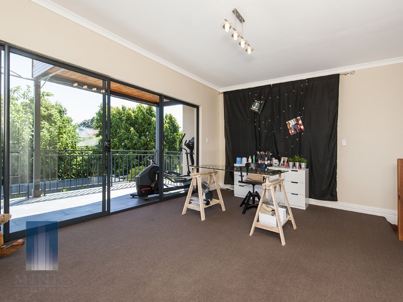 5A Bridget Place, Shelley WA 6148