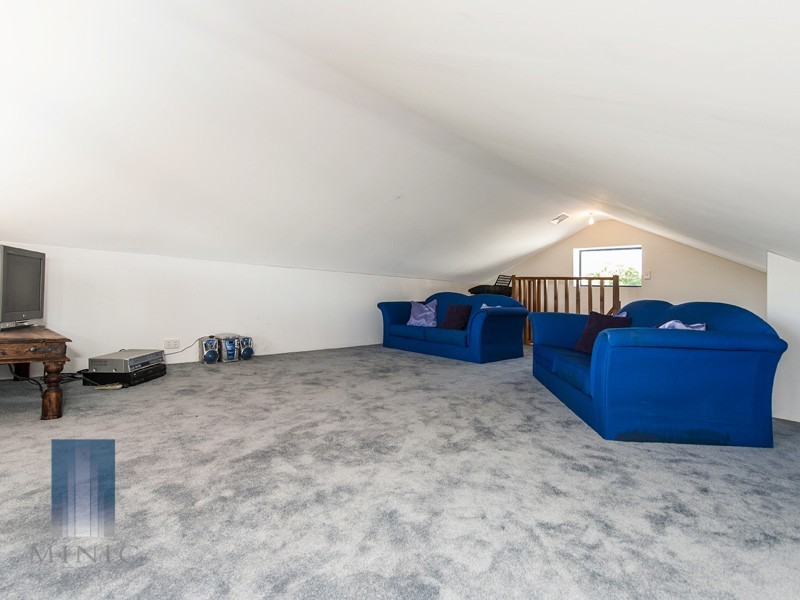 5A Bridget Place, Shelley WA 6148