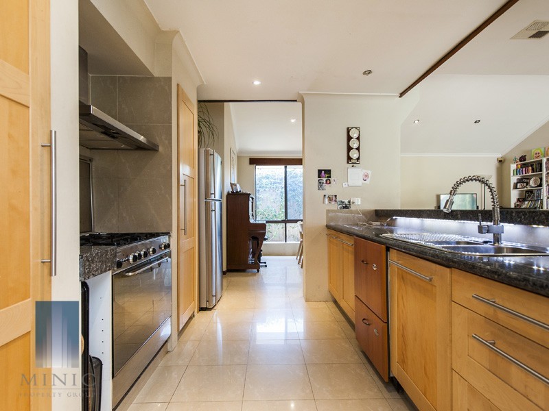 13 Connelly Way, Booragoon WA 6154