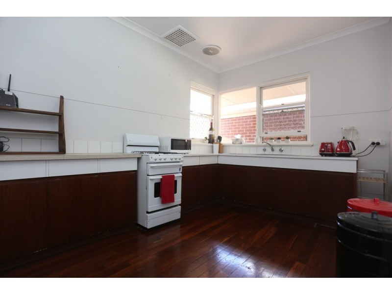10B Holford Way, Wilson WA 6107
