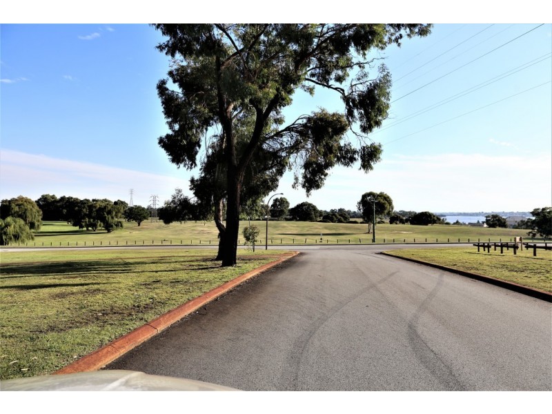 19A Teaguer Street, Wilson WA 6107