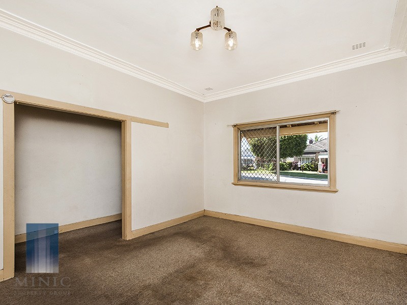 30 Hayward Street, Bayswater WA 6053