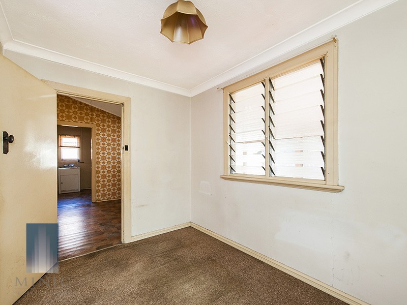 30 Hayward Street, Bayswater WA 6053