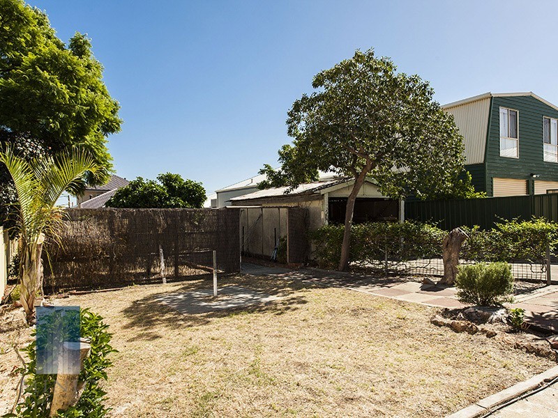 30 Hayward Street, Bayswater WA 6053