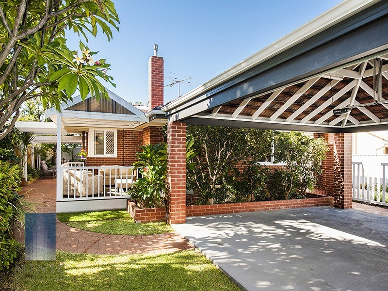 10 McManus Street, Wilson WA 6107
