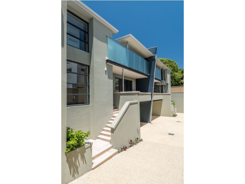 24C Leverburgh Street, Ardross WA 6153