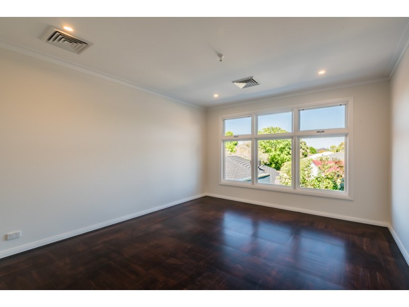 24C Leverburgh Street, Ardross WA 6153