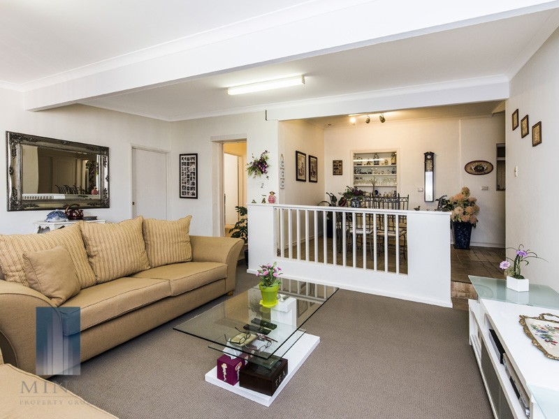 31 Redcliffe Street, East Cannington WA 6107