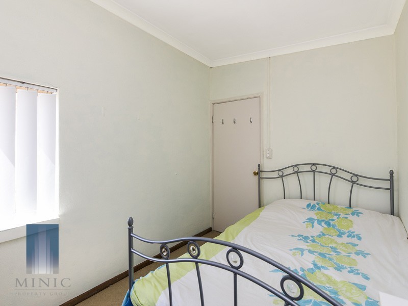 31 Redcliffe Street, East Cannington WA 6107