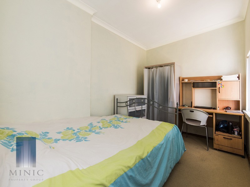 31 Redcliffe Street, East Cannington WA 6107