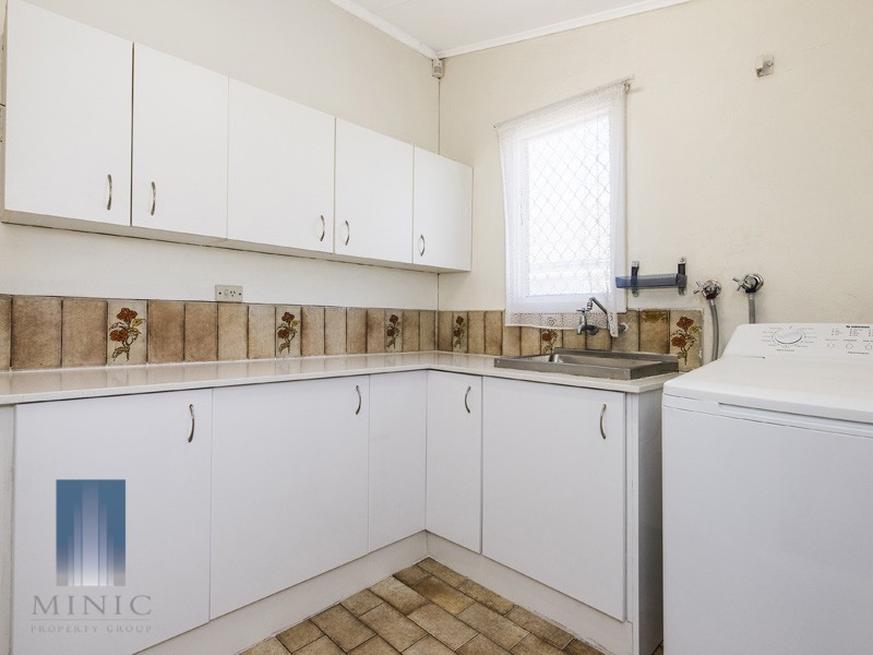 31 Redcliffe Street, East Cannington WA 6107