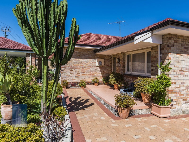 31 Redcliffe Street, East Cannington WA 6107