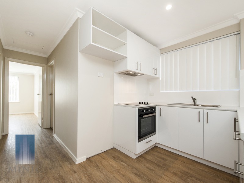 17/1 Clydesdale Street, Como WA 6152