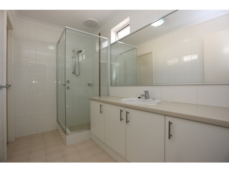 9 Ballycastle Loop, Canning Vale WA 6155