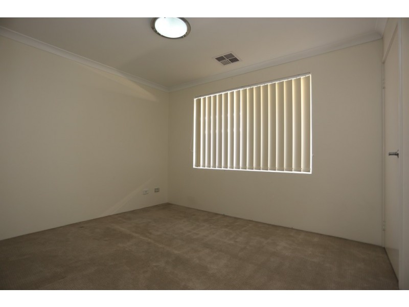 9 Ballycastle Loop, Canning Vale WA 6155