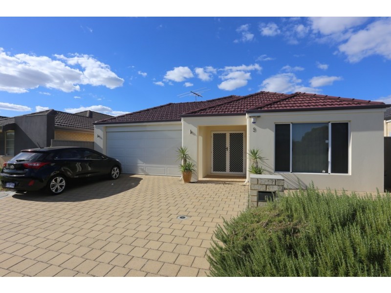9 Ballycastle Loop, Canning Vale WA 6155 Floorplan