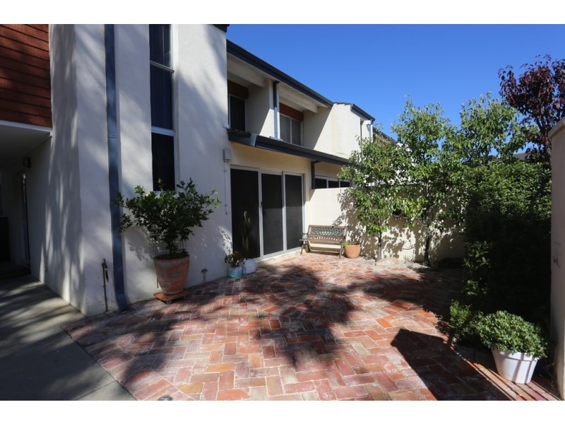 12/24 Melinga Court, Karawara WA 6152