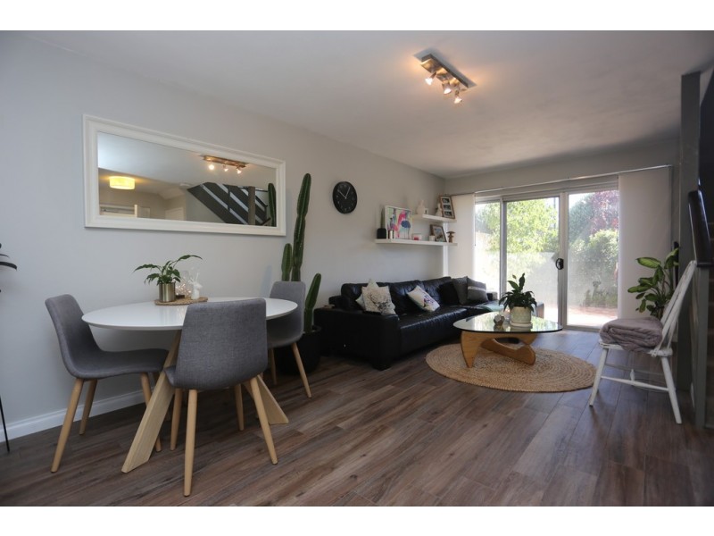 12/24 Melinga Court, Karawara WA 6152