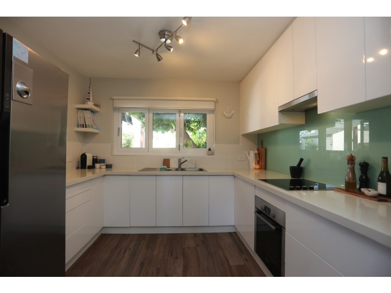 12/24 Melinga Court, Karawara WA 6152