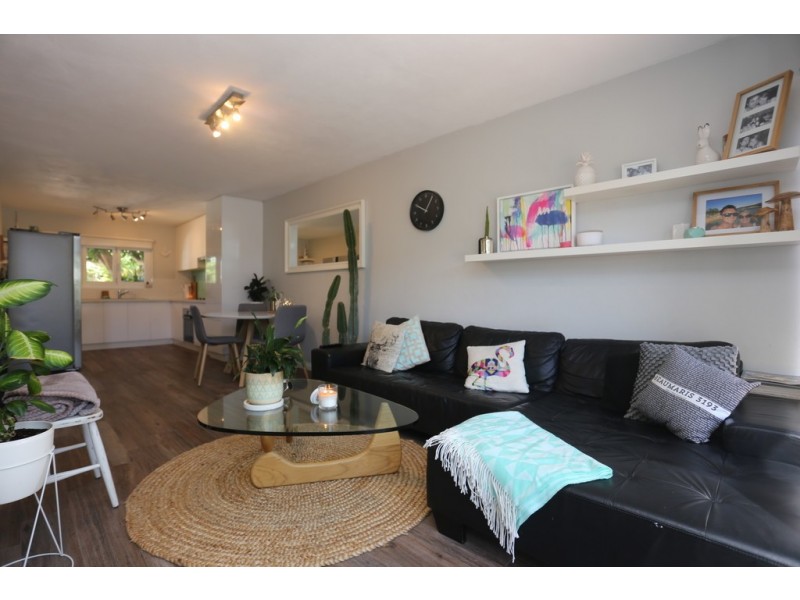 12/24 Melinga Court, Karawara WA 6152