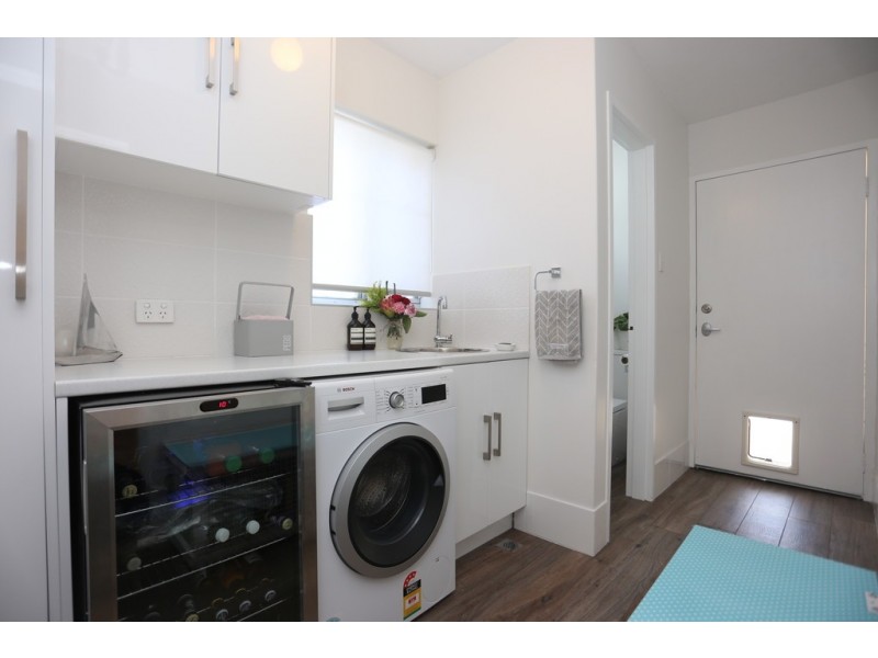 12/24 Melinga Court, Karawara WA 6152