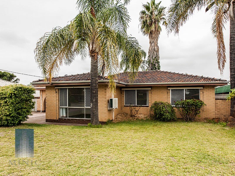 13 Baker Court, Langford WA 6147