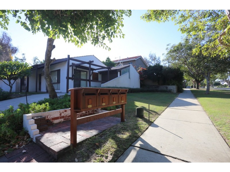 1/23 LOCKHART ST, Como WA 6152