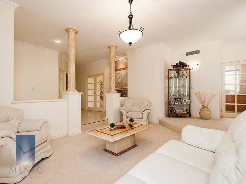 3 Bennett Drive, Canning Vale WA 6155