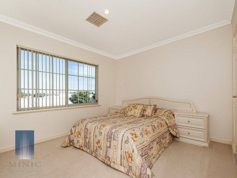 3 Bennett Drive, Canning Vale WA 6155