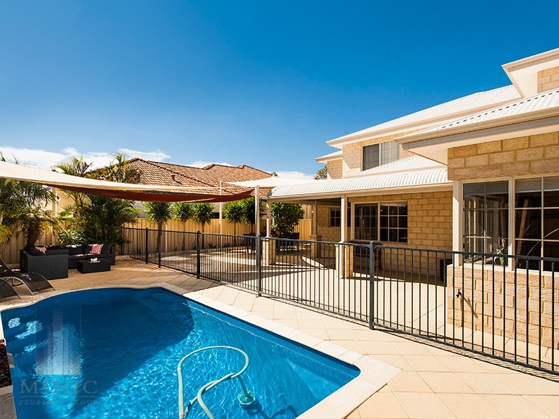 3 Bennett Drive, Canning Vale WA 6155