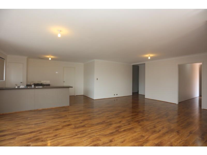 2/185 Gibbs Street, East Cannington WA 6107