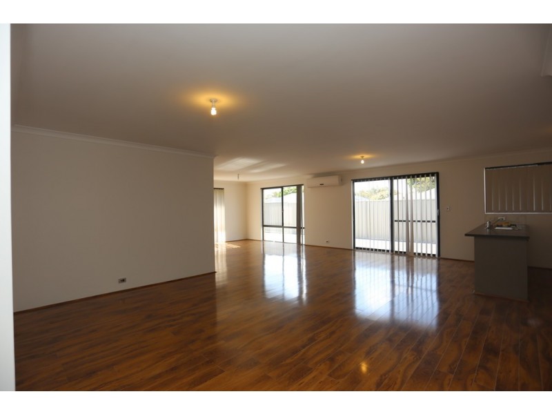 2/185 Gibbs Street, East Cannington WA 6107