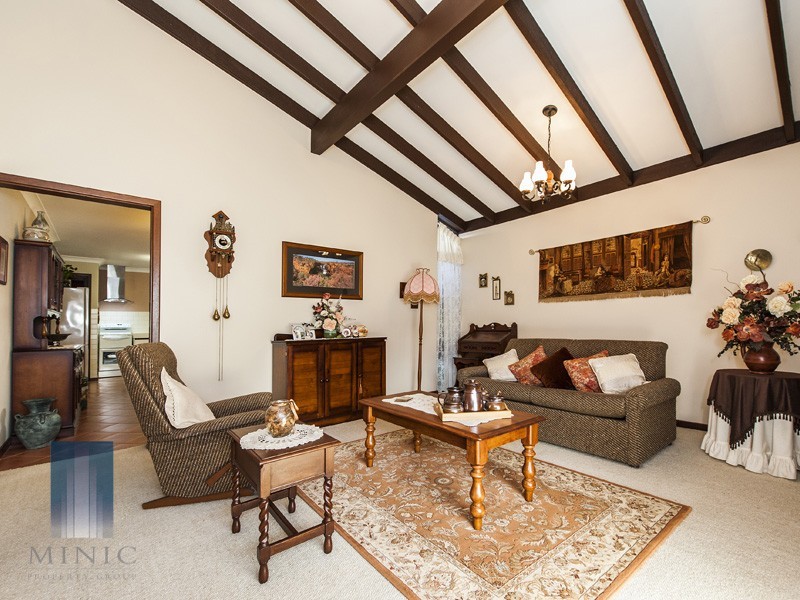 10 Midway Street, Riverton WA 6148