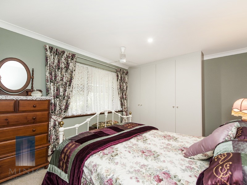 10 Midway Street, Riverton WA 6148