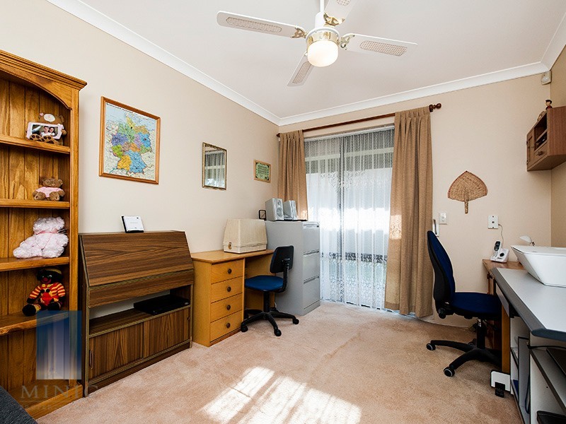 39 Braibrise Road, Wilson WA 6107